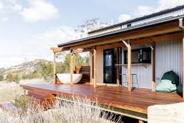 Daisy Bank Cottages 1 Night Stay, a Wicked Cheese Hamper and Mapleton Vineyard Twin Pack - Hero Image