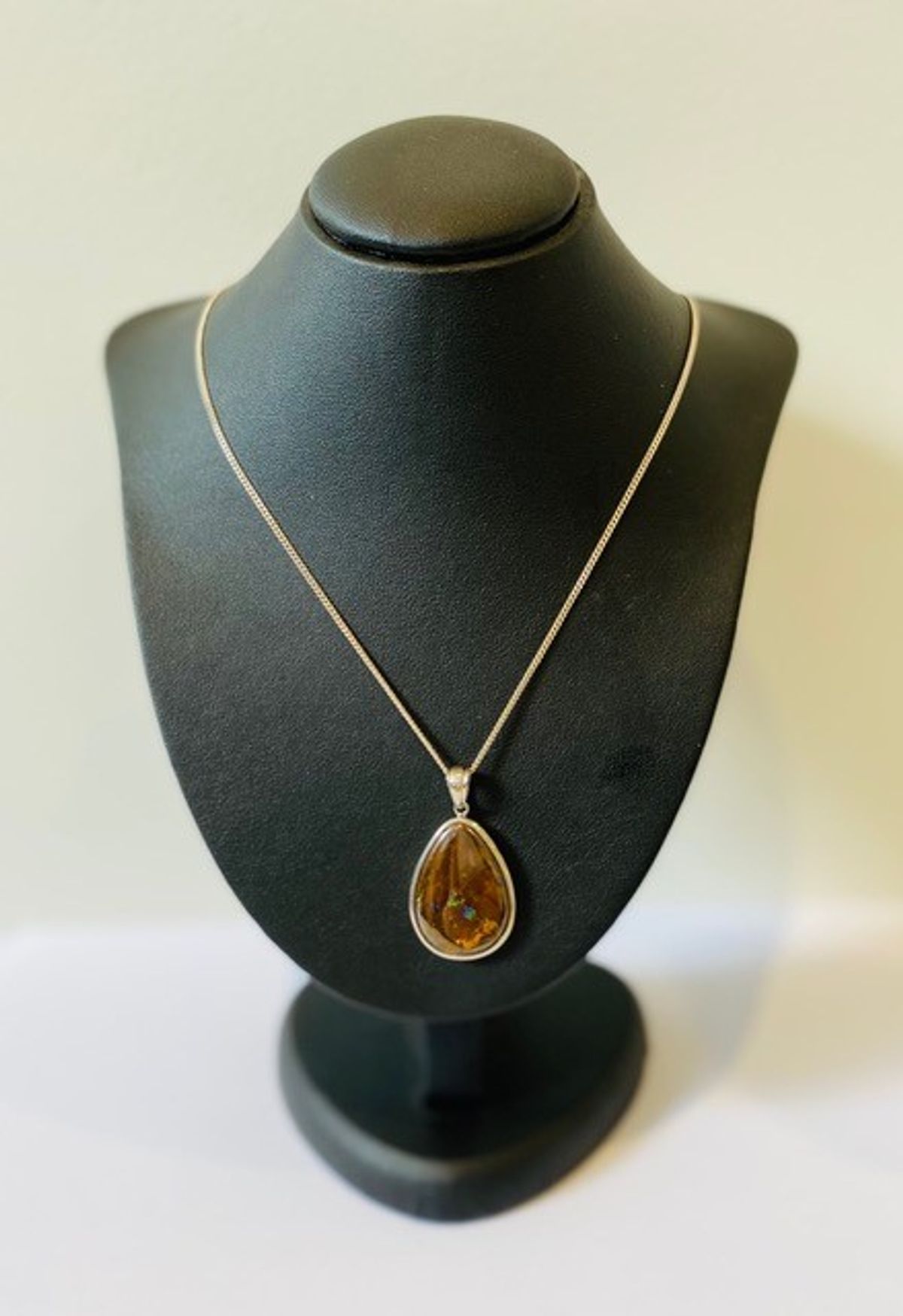 Ruby Wilson-Peirce - Jeweller - Hero image