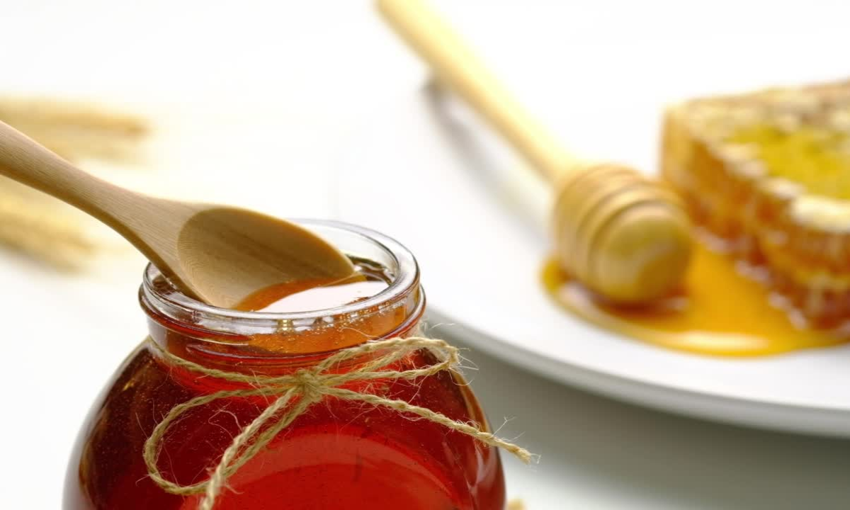 Honey Gift Basket - Hero image