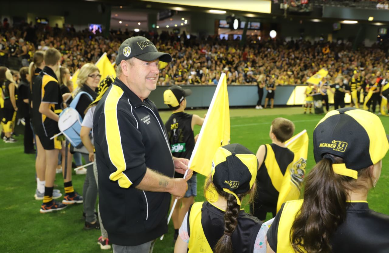 6th Prize: Guard of Honour Experience - Image 1