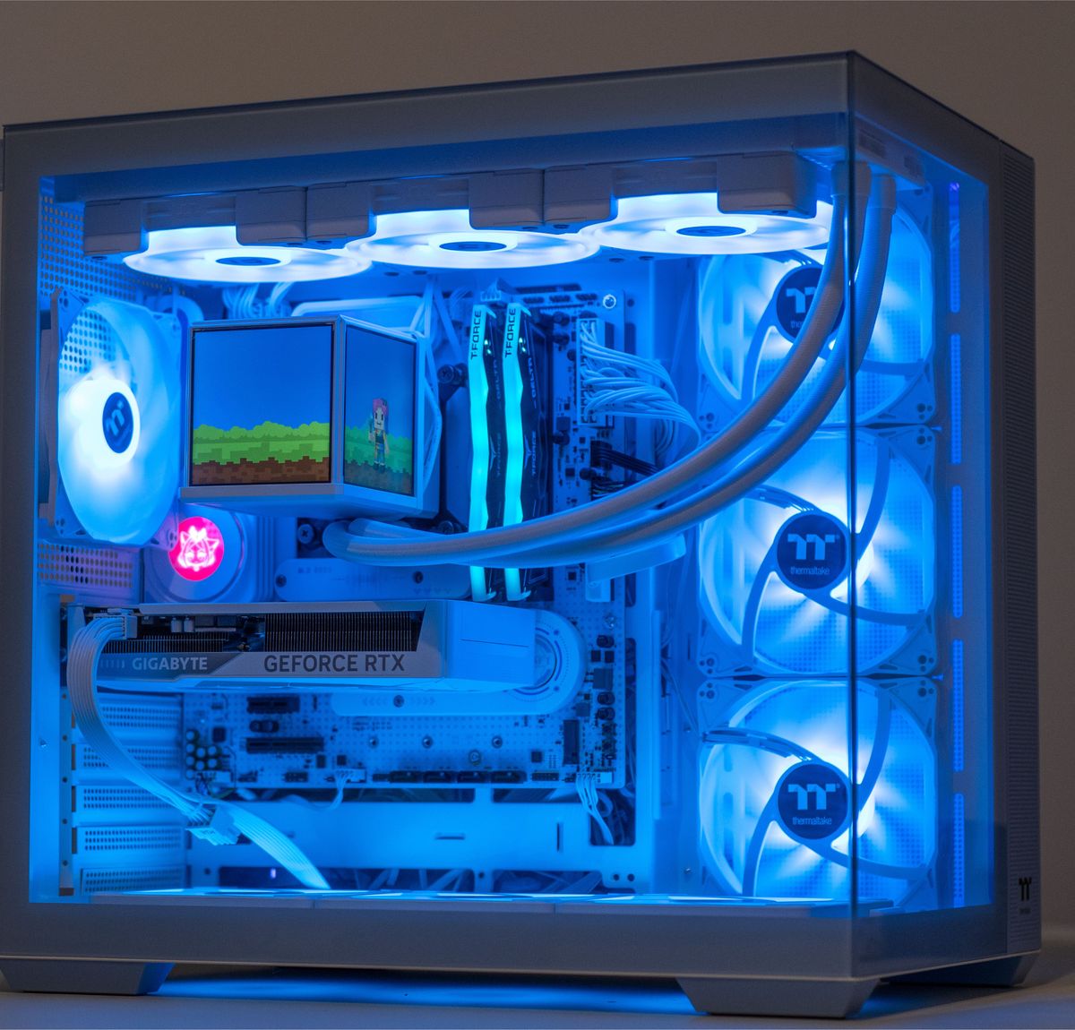 Custom Gaming PC - Hero image