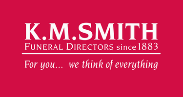 K.M.Smith - Logo