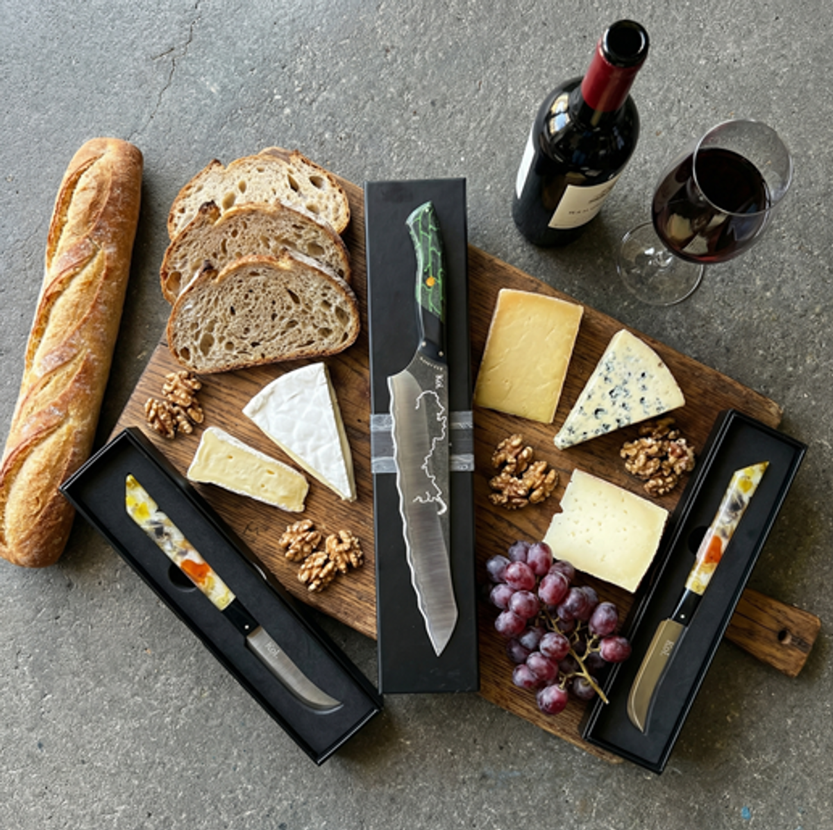 Koi Knives Gift Selection - Collection Française - Hero image