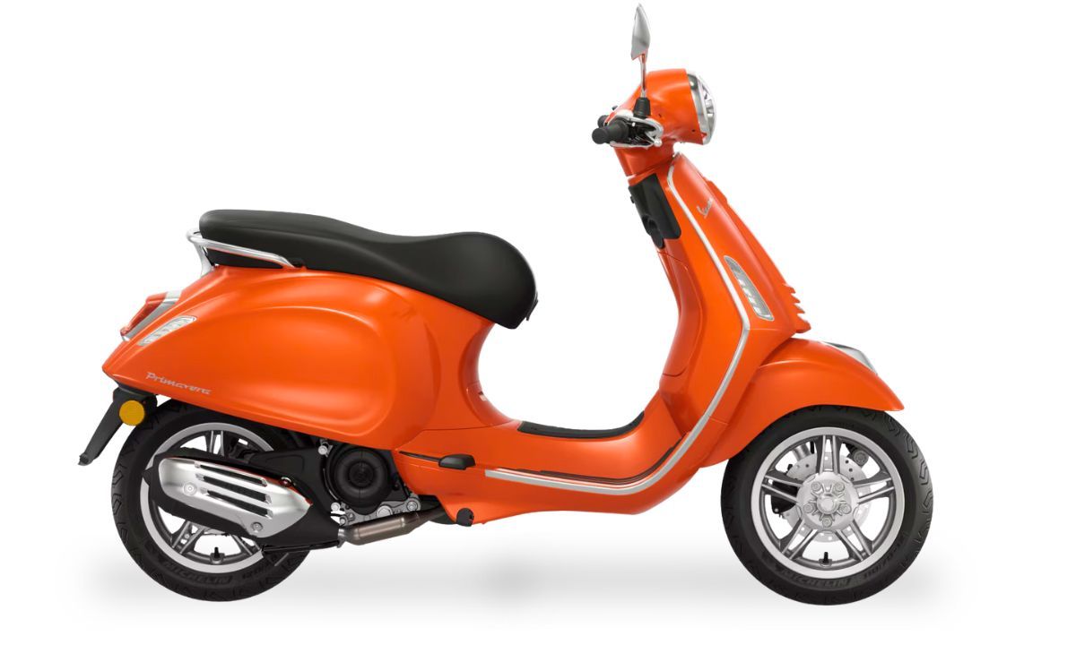Win a Vespa Primavera 50 4T Scooter - Hero image