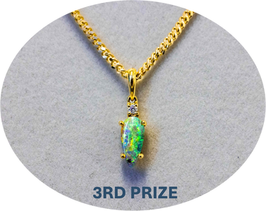 Handmade 18 karat Gold Pendant - Hero Image