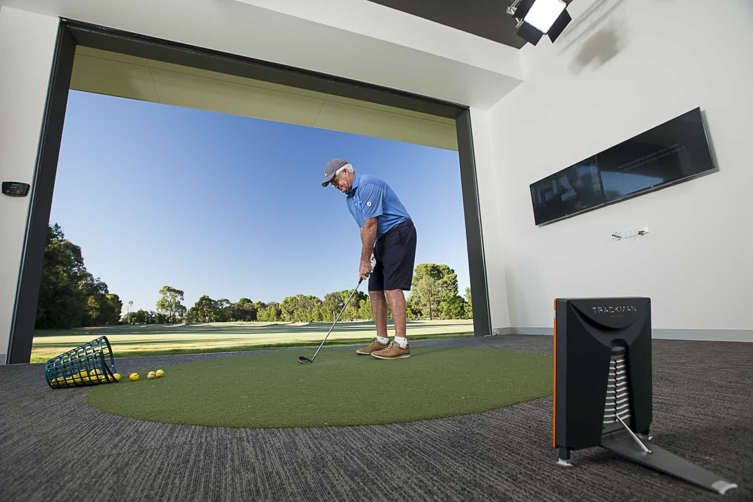 9th Prize: 1 Hour Trackman/Puttlab lesson - Image 1