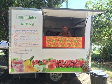 Island Juice - Logo