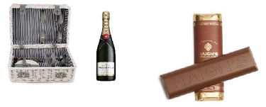 Luxury Picnic Hamper with Moët & Chandon Champagne & Haigh’s Chocolates - Hero Image