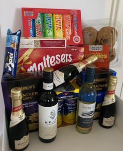 Scrumptious Hamper with Red/White/Sparkling Wines & Treats - Hero Image