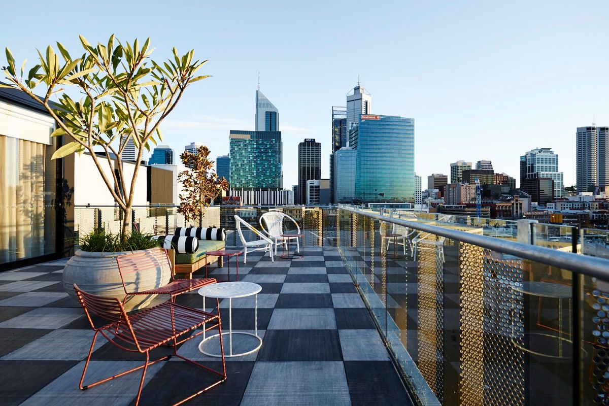 1 Night Perth City Escape - Hero image