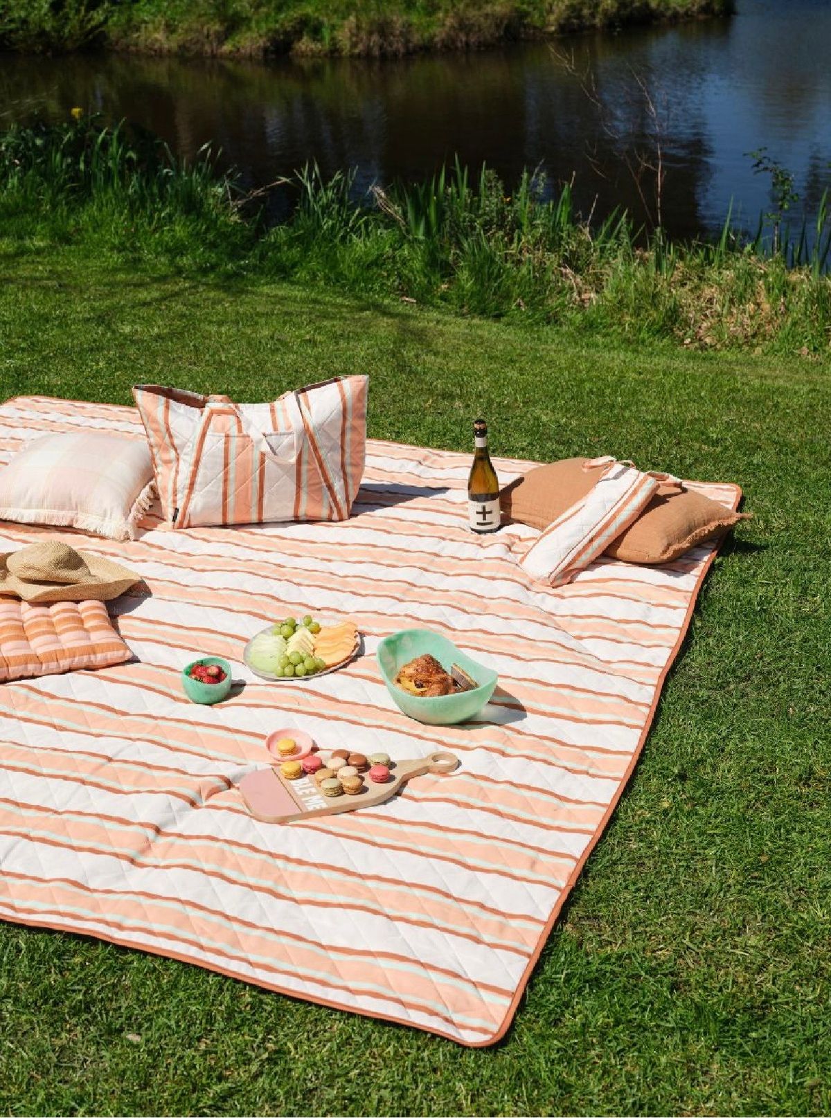 Linen House Picnic Pack - Hero image