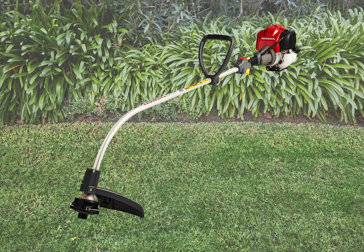 Honda UMS425 Line Trimmer - Hero image