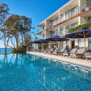 Bannisters Accommodation Mollymook - Donated by Harrington Hall Lawyers - Hero Image