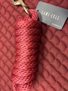 Maroon Lead Rope - Hero Image