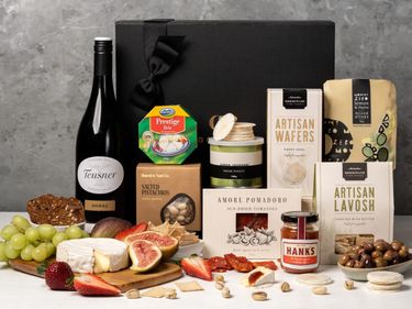 Fine Wine and Gourmet Produce Hamper - Hero Image
