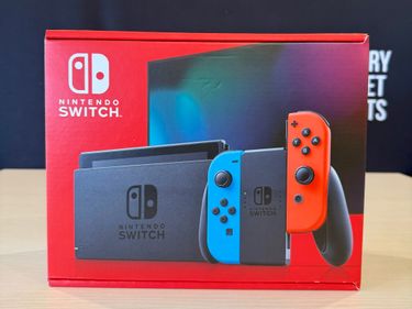 Nintendo Switch - Hero Image