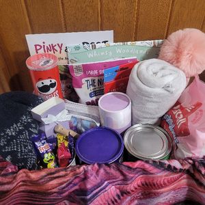 2nd Prize - Family Winter Warmer Gift Box - Hero Image