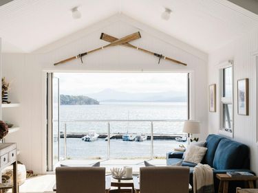 Bruny Boathouse – Premium Island Getaway - Hero Image