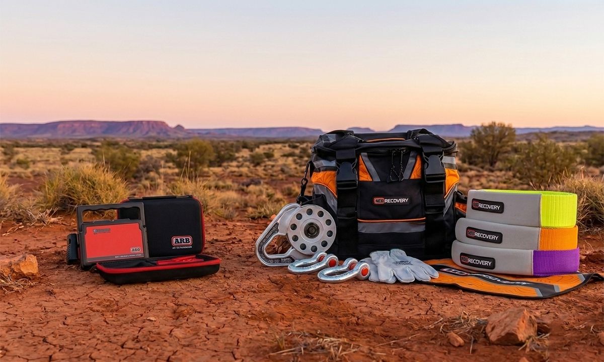 ARB Premium Recovery Kit and Professional Jump Starter - Hero image
