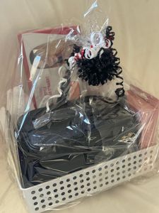 Womens Beauty Gift Hamper - Hero Image