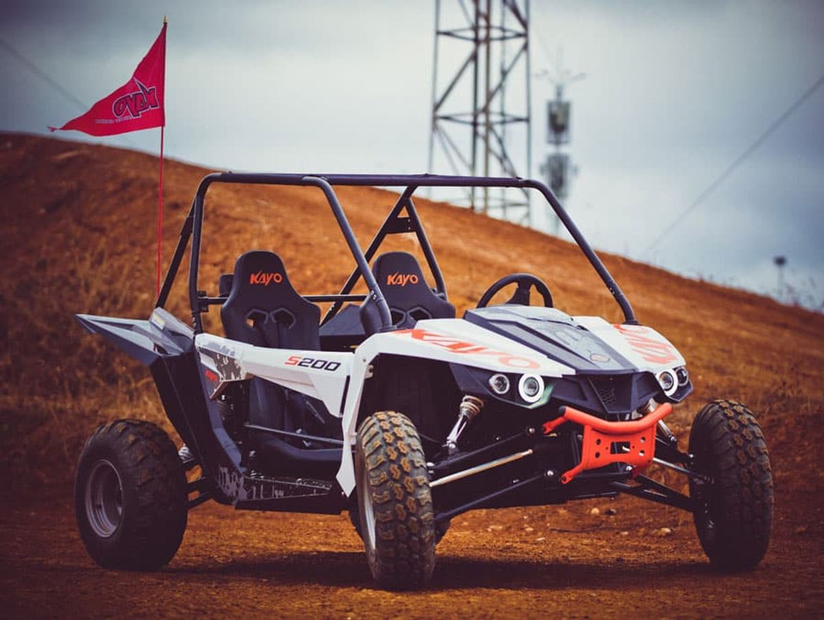KAYO S200 Buggy with Trailer & Helmets - Hero image