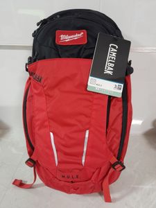 Milwalke 3lt Camelbak MULE - Hero Image