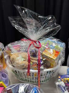 Large Easter hamper (laundry basket) - Hero Image