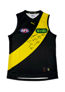 2025 Official Richmond Home Guernsey signed by the 2024 Draft Class - Hero Image