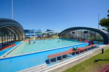 Des Renford Leisure Centre - Logo