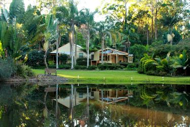 Two Night Stay in Spa Cottage at Kiwarrak Country Retreat, Old Bar - Hero Image