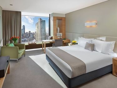 City escape at Crown Promenade, Melbourne - Hero Image