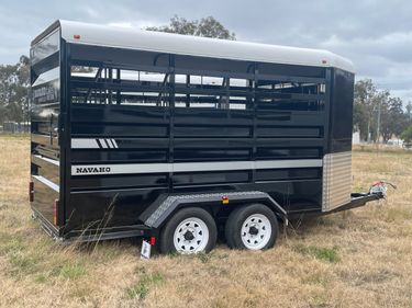 Navaho Stock Trailer - Hero Image