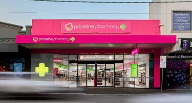 Priceline Pamper Pack + Robert Oatley Magnum - Hero Image