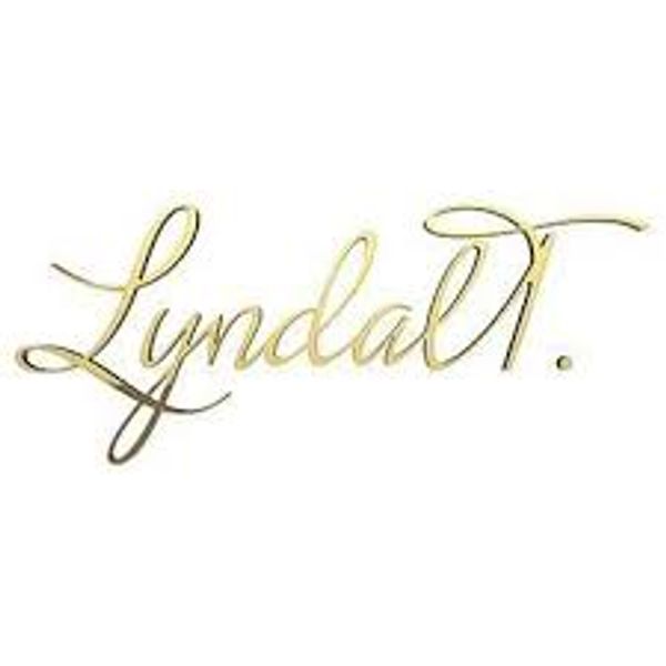 LyndalT  Fine China, Glassware and Tea