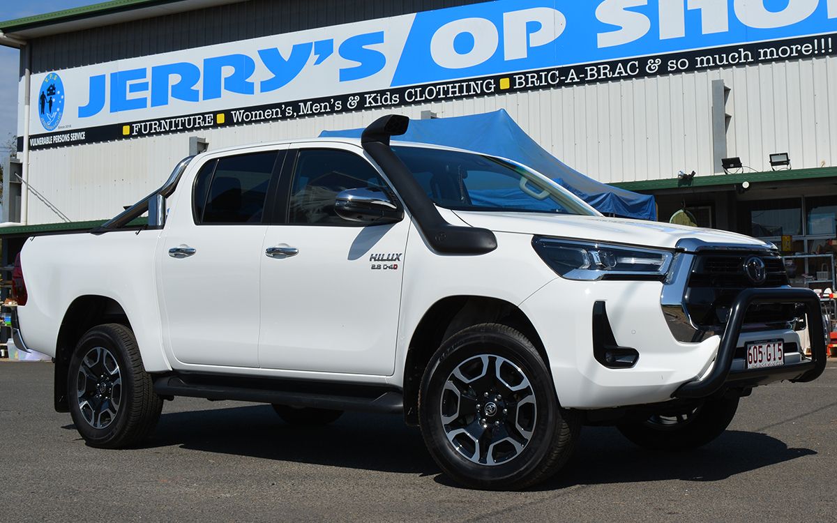 2022 Toyota Hilux SR5 Dual Cab + $500 Cash* in the Glovebox! - Hero image