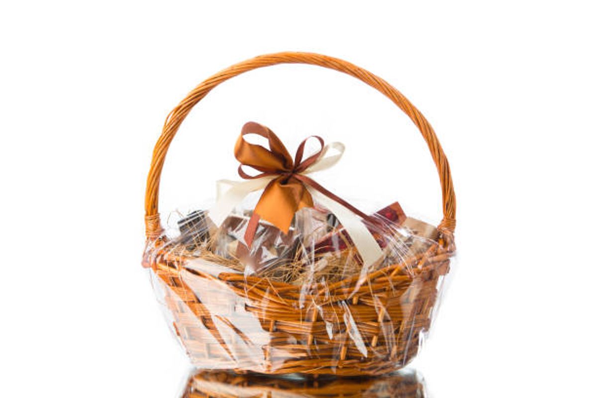 Deluxe Beauty Hamper - Hero image