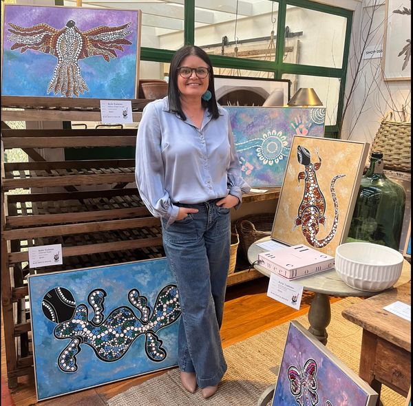 Wiradjuri Gurl Aboriginal Artist