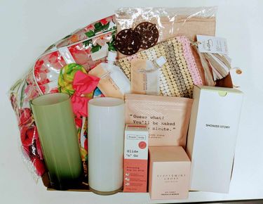 Style and Pamper Hamper - Hero Image