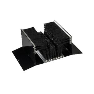3-sided Boot Cleaner - Hero Image