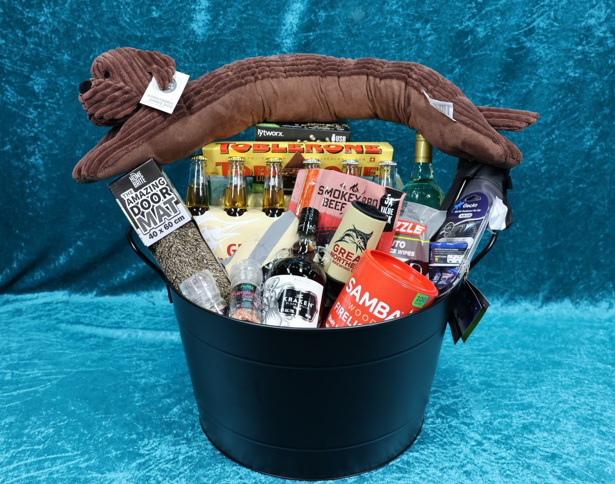 Father's Day Bucket with Kraken Black Spiced Rum - Hero image