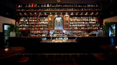 Dinner for 6 at Bartholomew’s - Hero Image